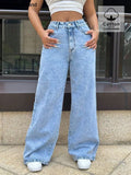 Light wash wide-leg jeans for women in blue denim