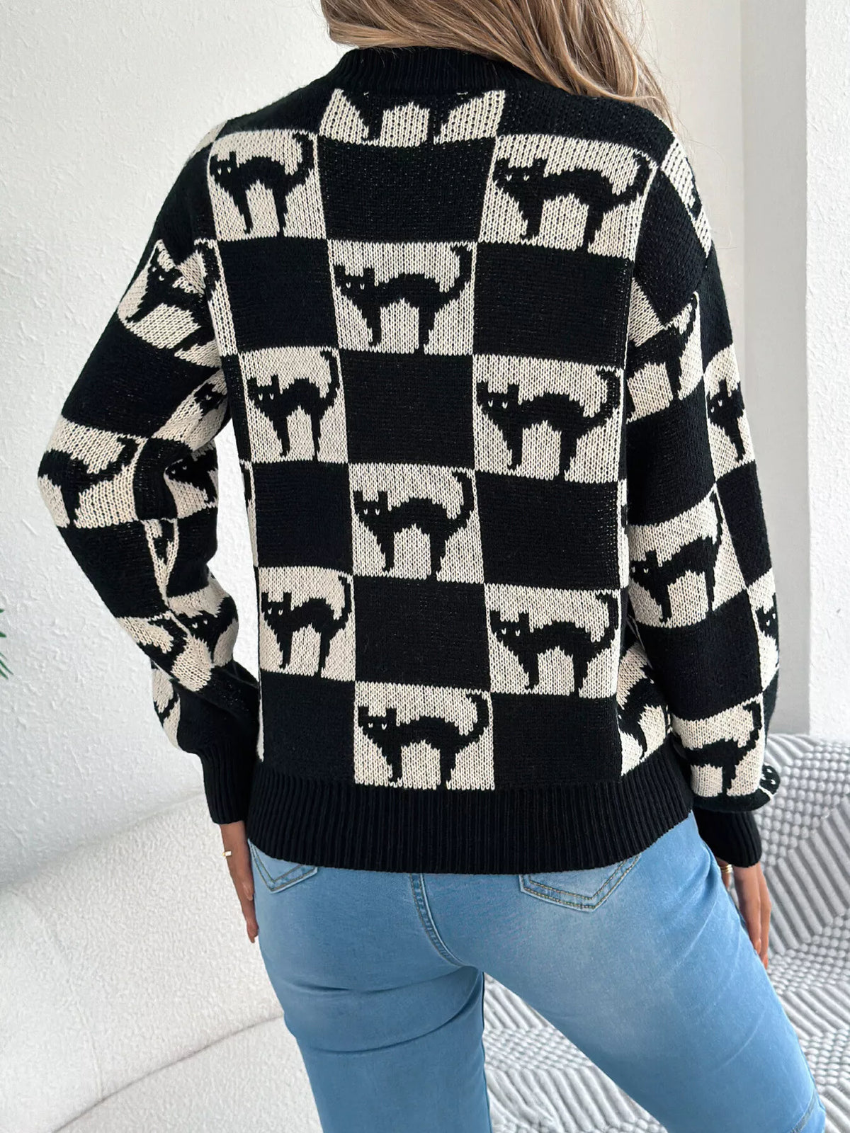 Beige cat knit sweater detail for women