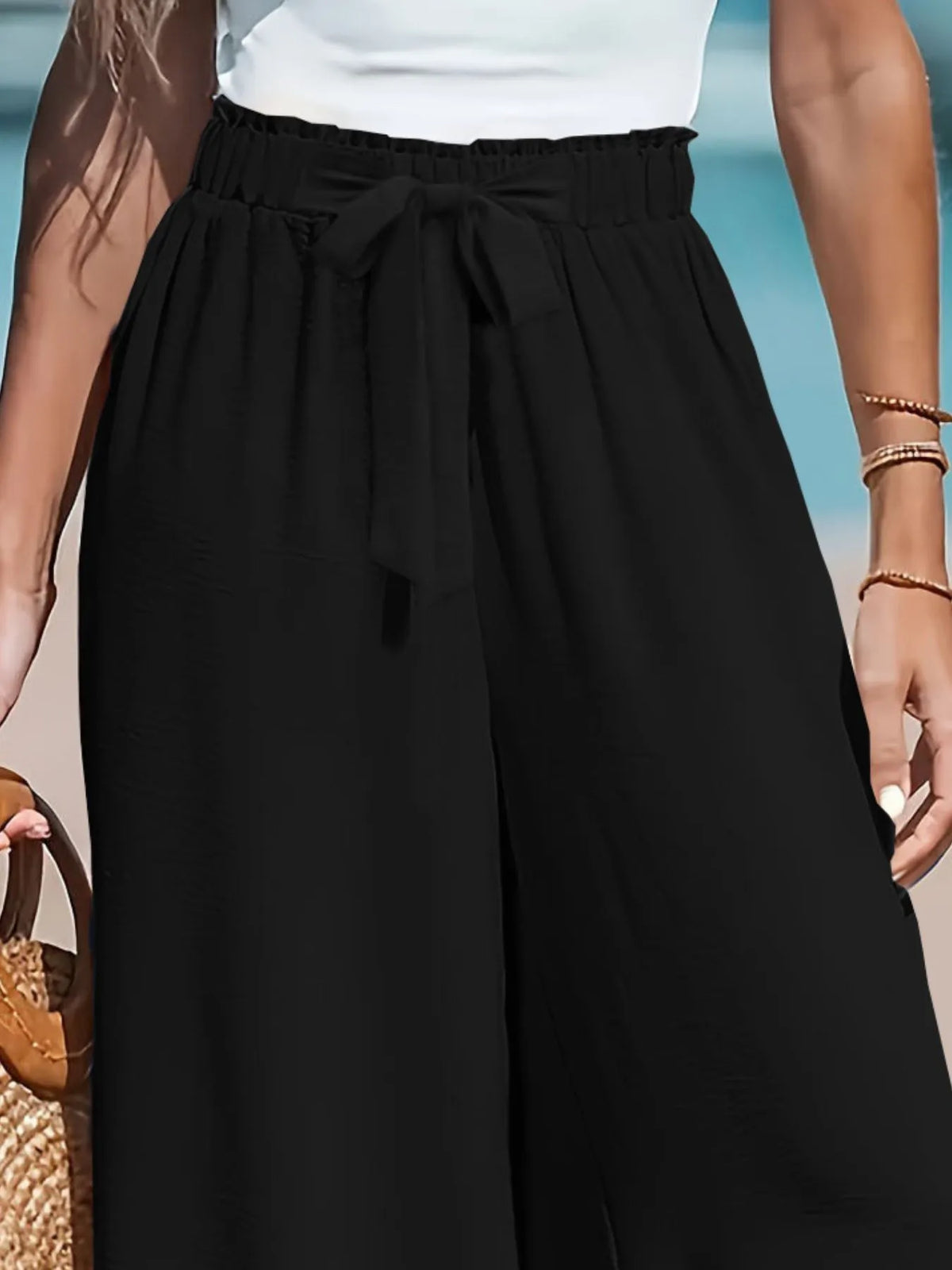 Sienna women's drawstring wide-leg pants in black