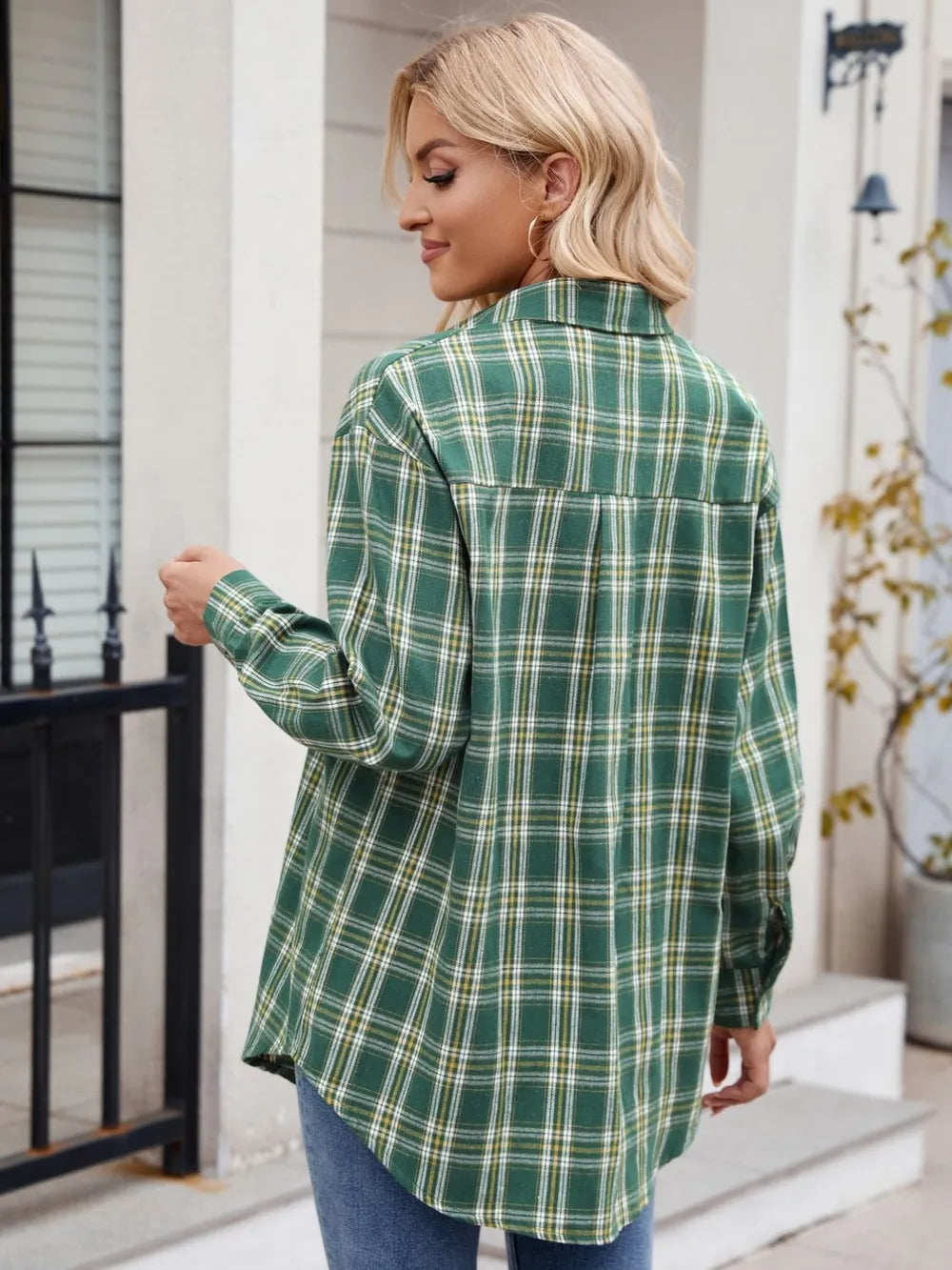 Women's plaid long sleeve shirt with button front and pocket